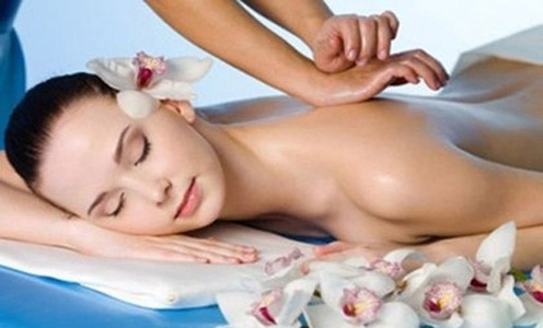 Cách massage thư giãn toàn thân cho nữ